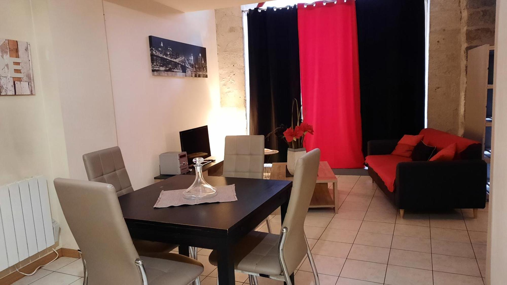 En Centre Historique Apartment Perigueux